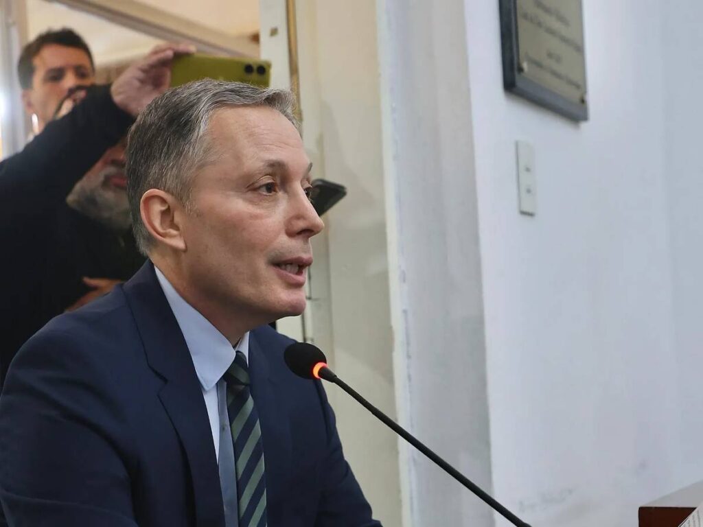 Esteban Echeverría: Gray anunció que el Municipio no le cobrará impuestos a jubilados mayores de 75 años