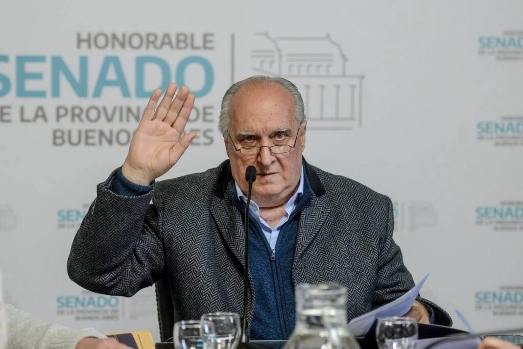 Avanzan dos proyectos para integrar el sistema de salud y crear un centro farmacéutico estatal en la Provincia
