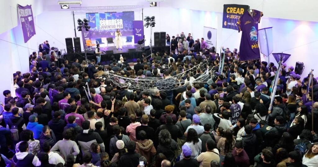 Cómo fue el Congreso en Morón de la juventud de LLA: “están decididos a trabajar para la reelección de Milei”