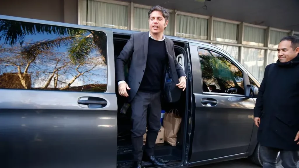 La agenda semanal de Kicillof: recorre cinco municipios, entrega viviendas e inaugura obras contra las inundaciones