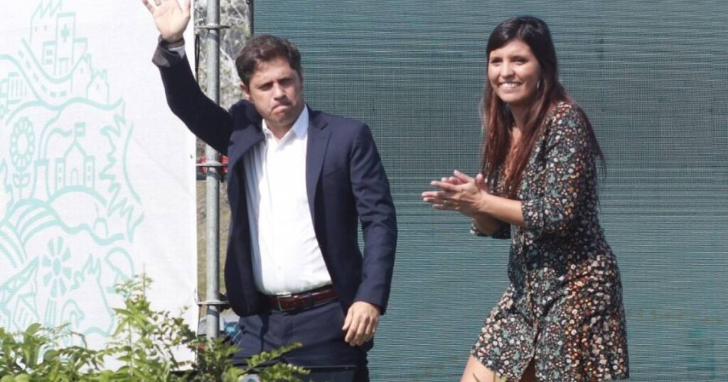 Kicillof cumple agenda en Lomas de Zamora y lanza el programa Empleo Verde Joven