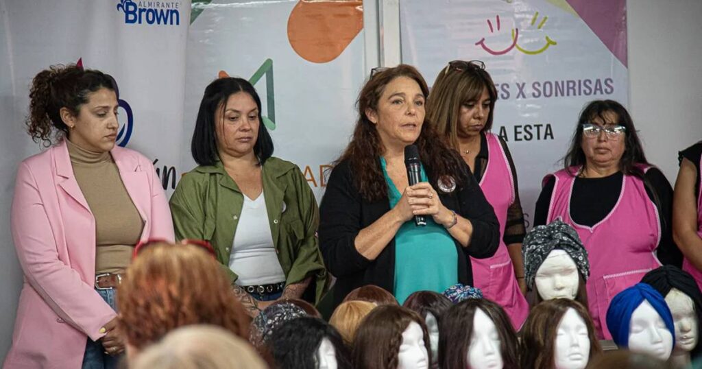 Almirante Brown trabaja para tener su banco de pelucas para pacientes con cáncer