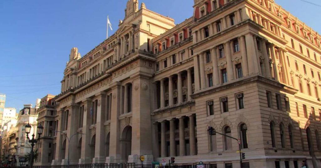 La Corte aceptó intervenir en la disputa entre Provincia y Nación por subsidios al transporte